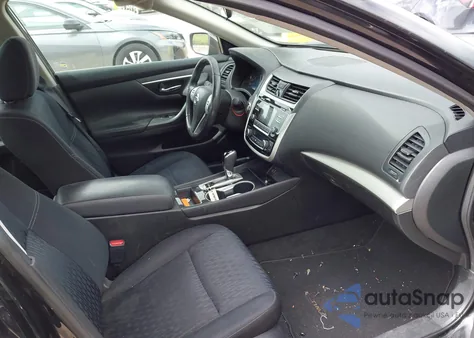 2018 Nissan Altima 2.5 Sv z USA, uszkodzony, nr VIN 1N4AL3AP1JC180457